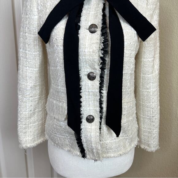 NWOT Zara White Tweed Black Bow Button Jacket Blazer. Blogger Fave. - Picture 8 of 15